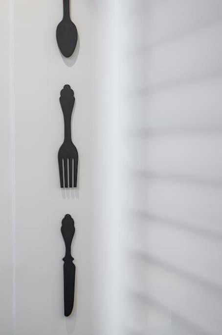 Stylish Abode Under Acropolis W/ Sunny Courtyard! Apartment เอเธนส์ ภายนอก รูปภาพ